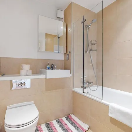 Lovely 1 Bed Apartment In Streatham London Exterior photo